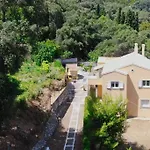 Giannis House 2022