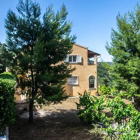 Giannis House 2022 *